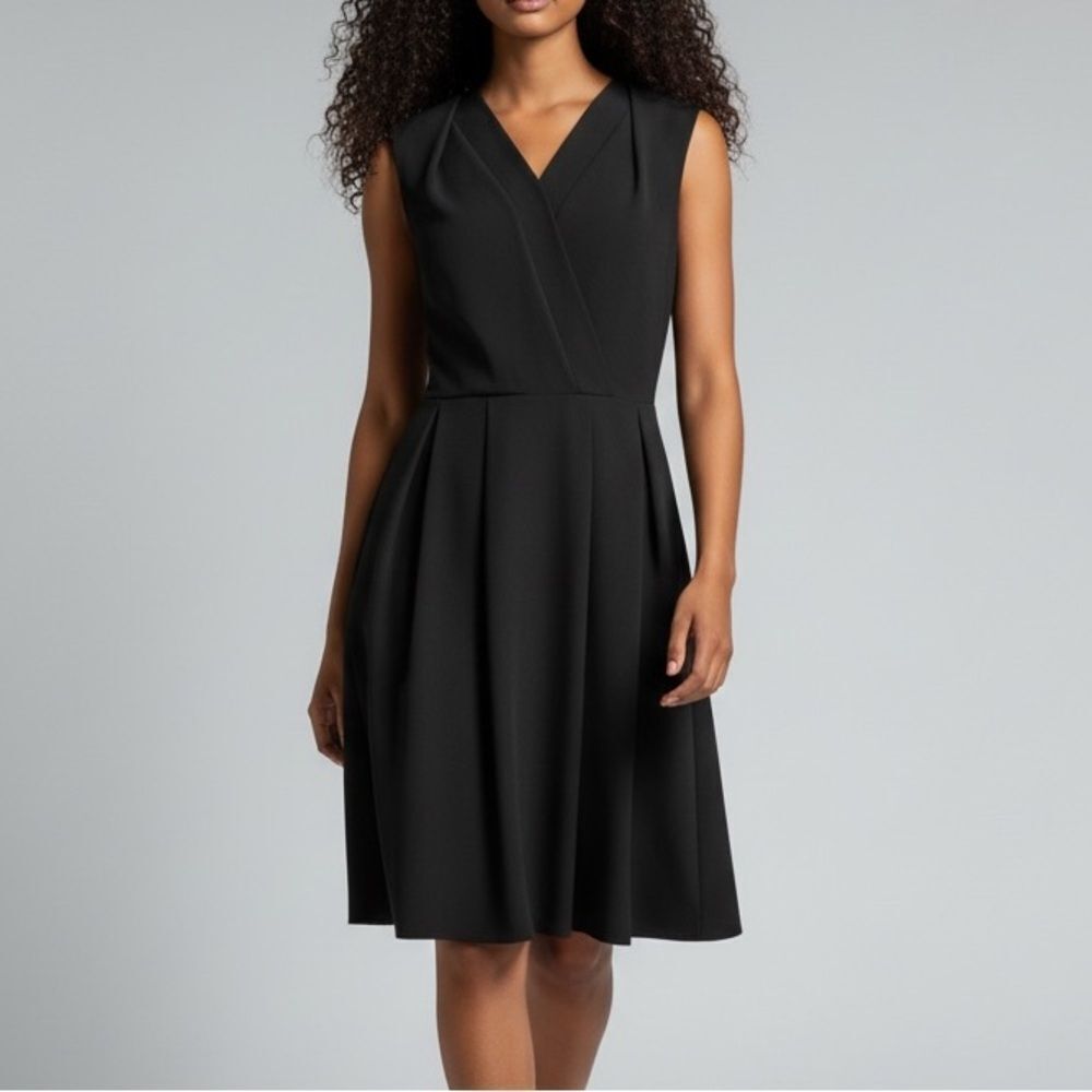 White House Black Market Elegant Black Sleeveless Dress in Size 10